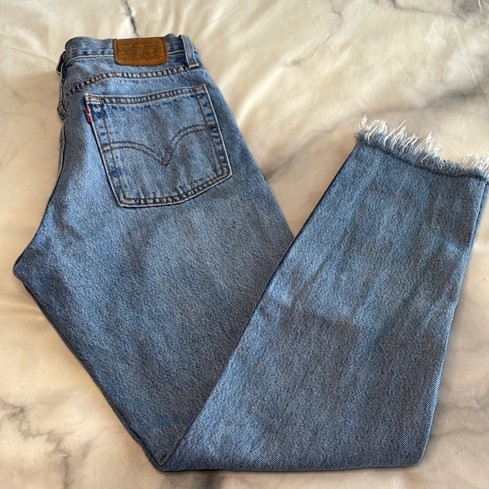 LEVI Wedgie High Waisted Jeans